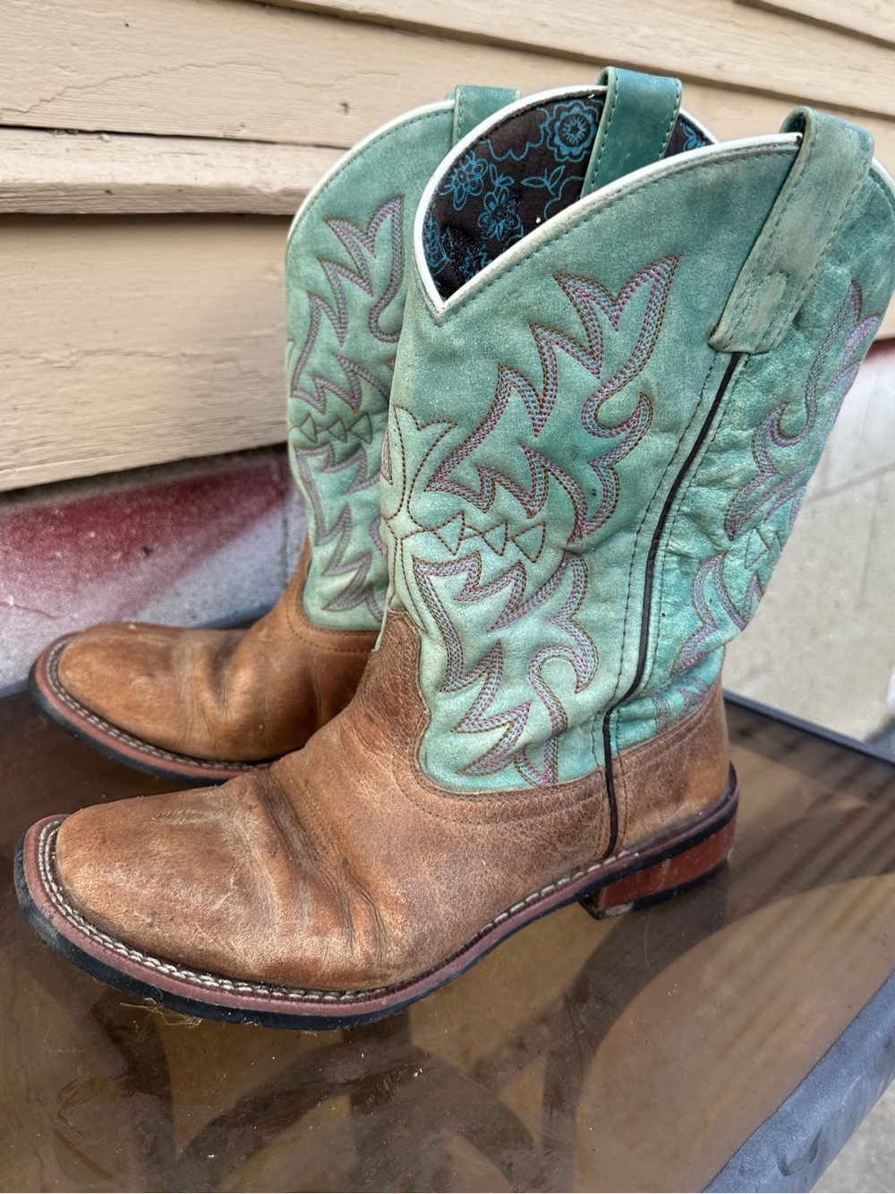 Laredo Women’s 8.5 Square Toe Cowgirl Boots - Turquoise Shaft & Brown
